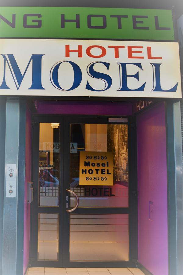Mosel Hotel Frankfurt am Main Bagian luar foto